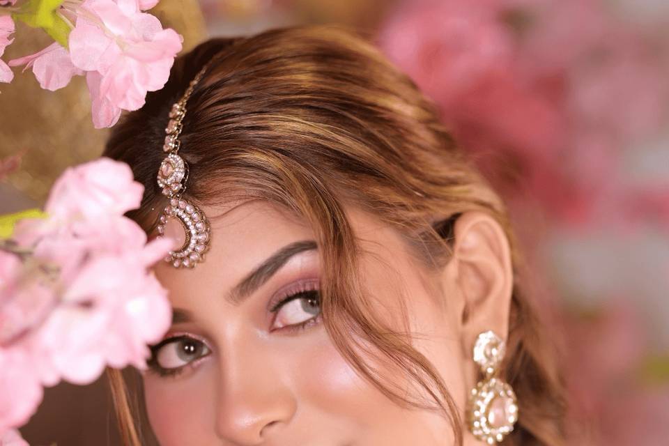 Best Makeup Artist in Varanasi