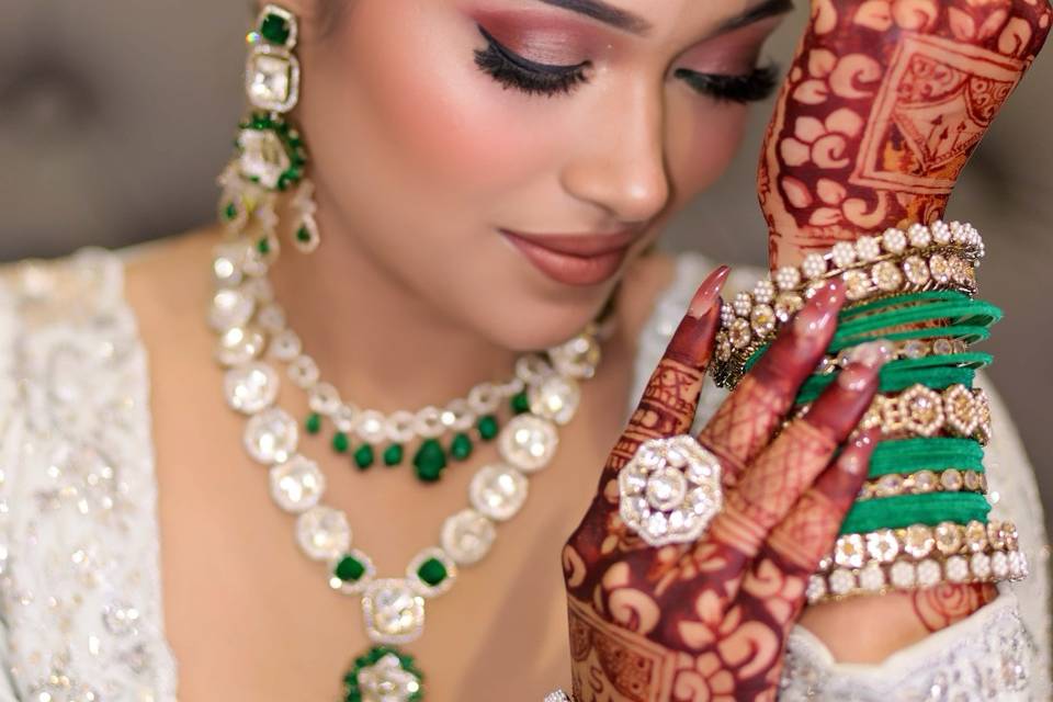 Best Makeup Artist in Varanasi