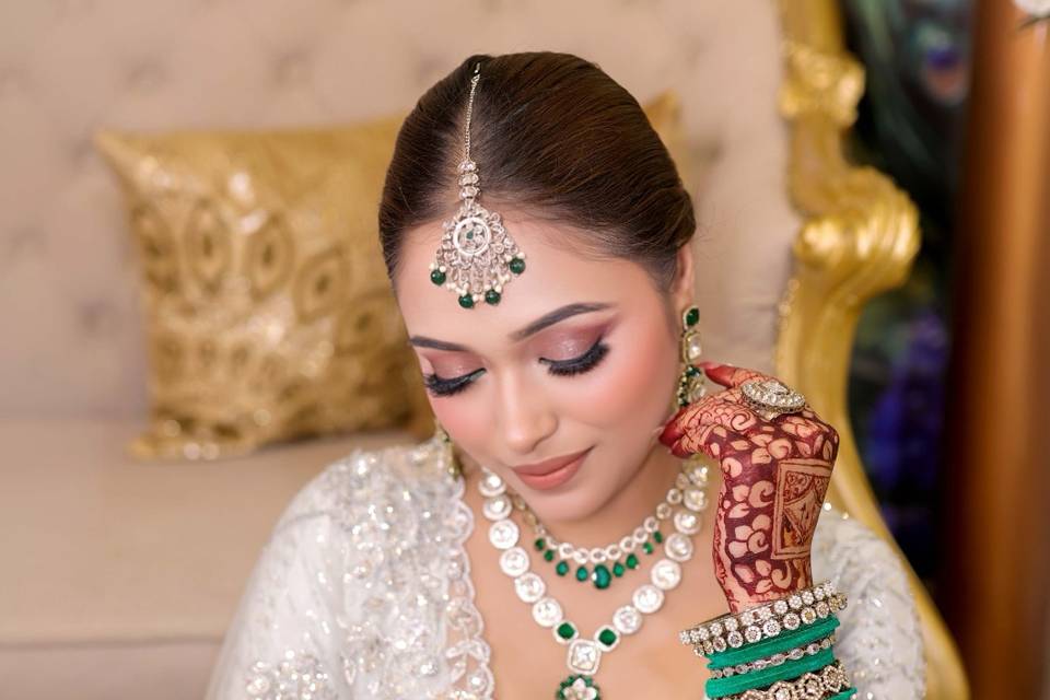 Best Makeup Artist in Varanasi