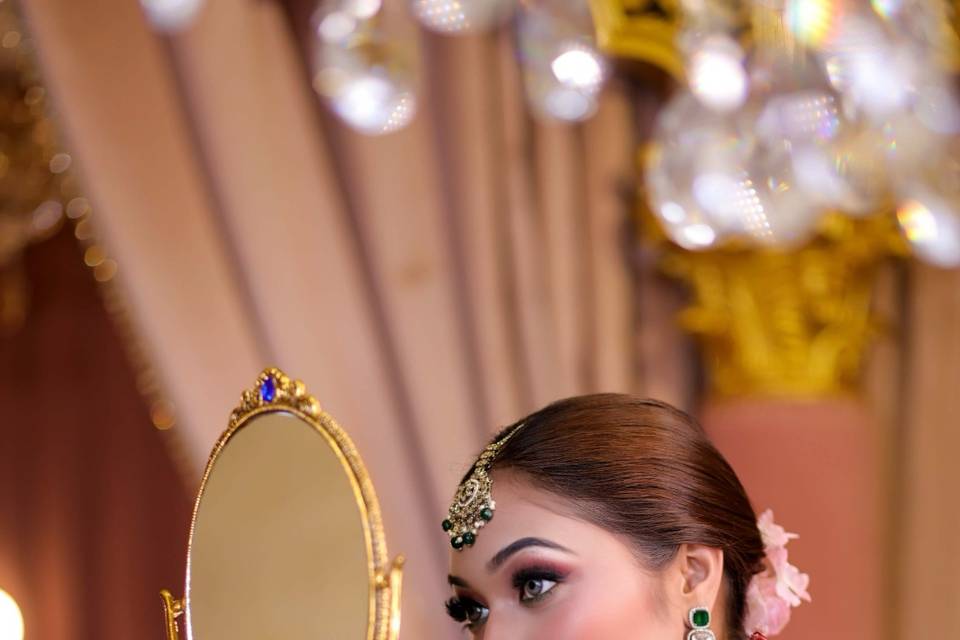 Best Makeup Artist in Varanasi