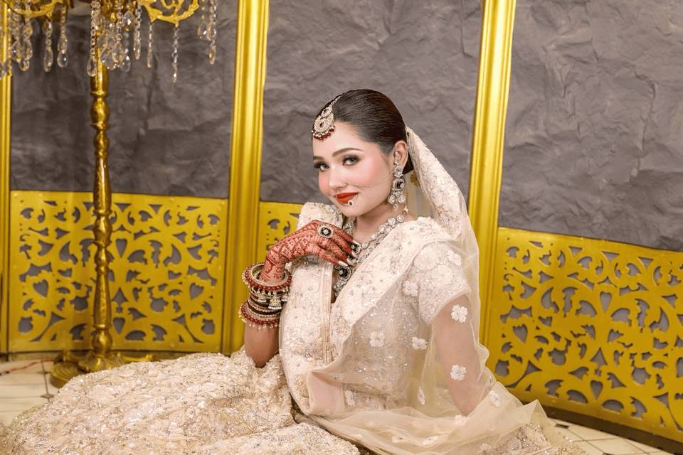 Best Makeup Artist in Varanasi