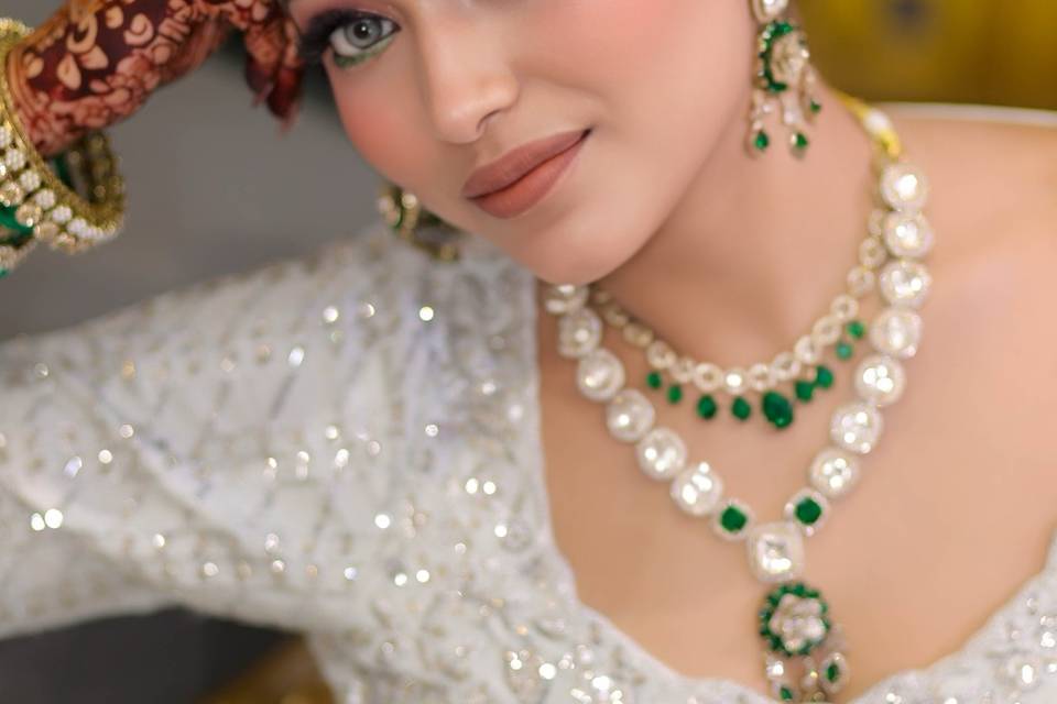 Best Makeup Artist in Varanasi
