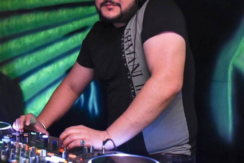 DJ Rohit Makhan