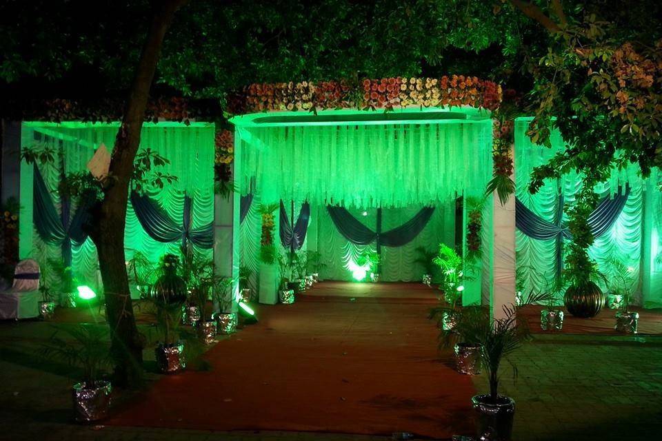 Entrance decor