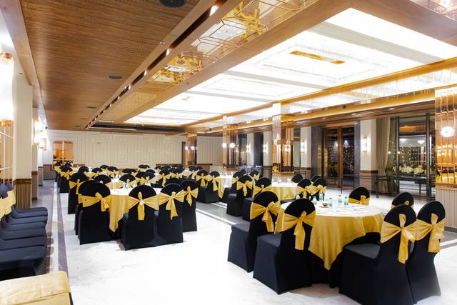 Banquet hall