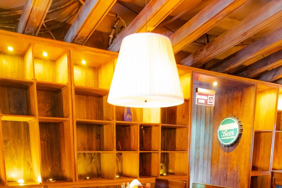 DOWNTOWN restaurant 5