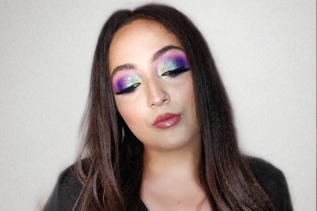 Five colored eyeshadow look