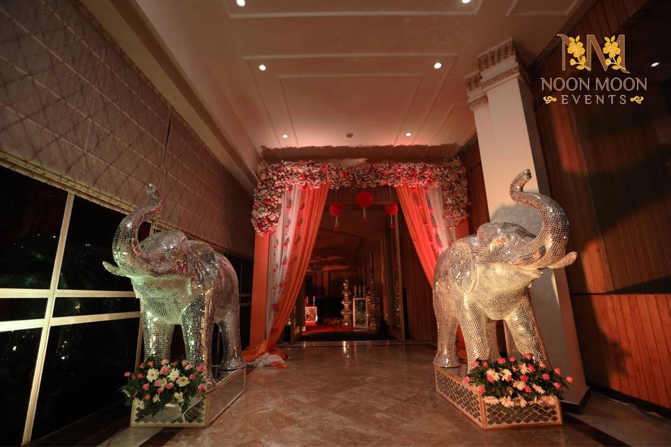 Entrance decor