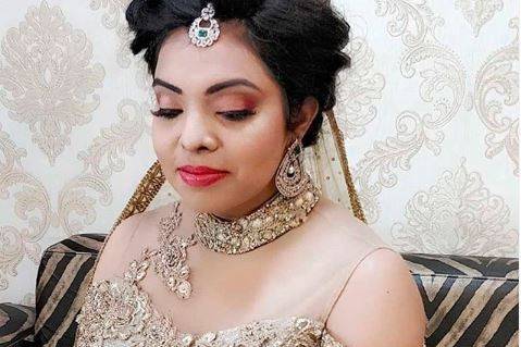 Bridal makeup