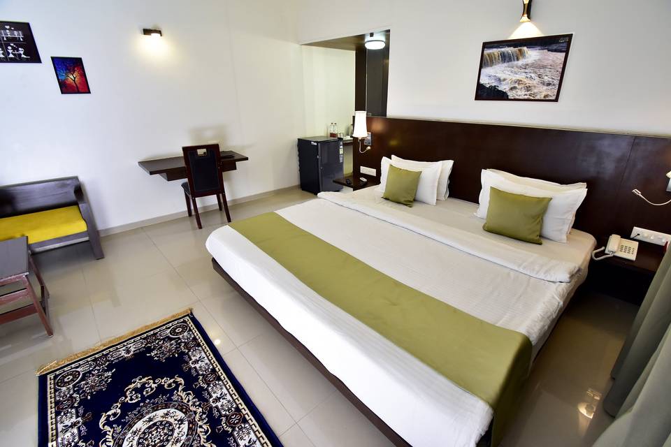 Caves County Resort Nashik