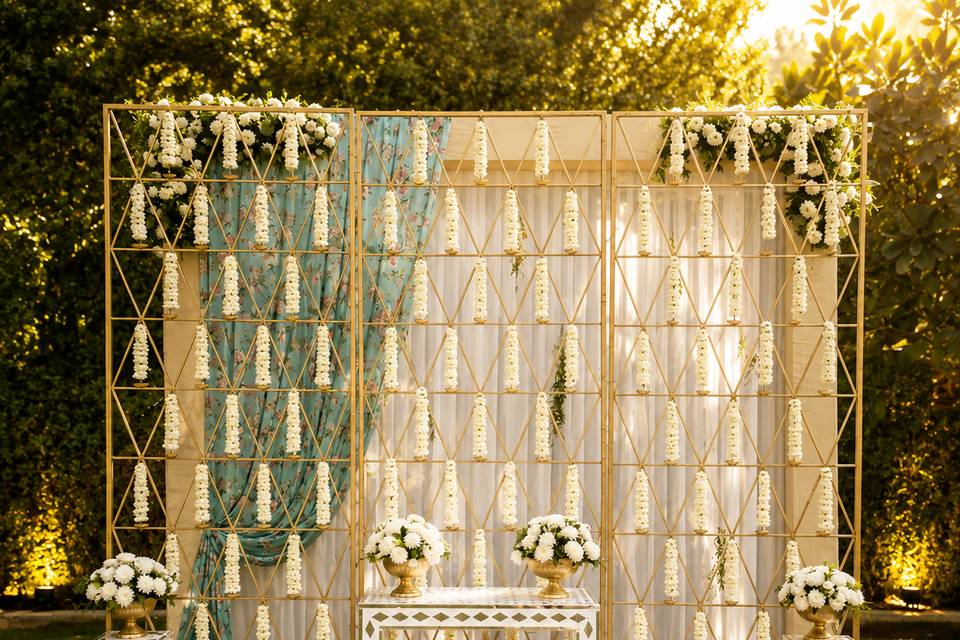 Lawn area photo booth