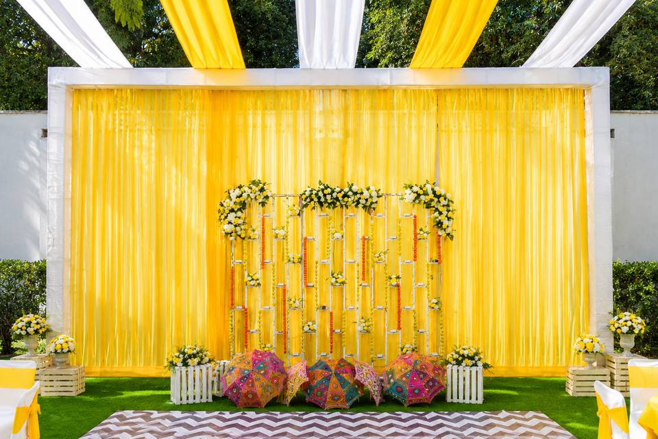 Haldi function decor