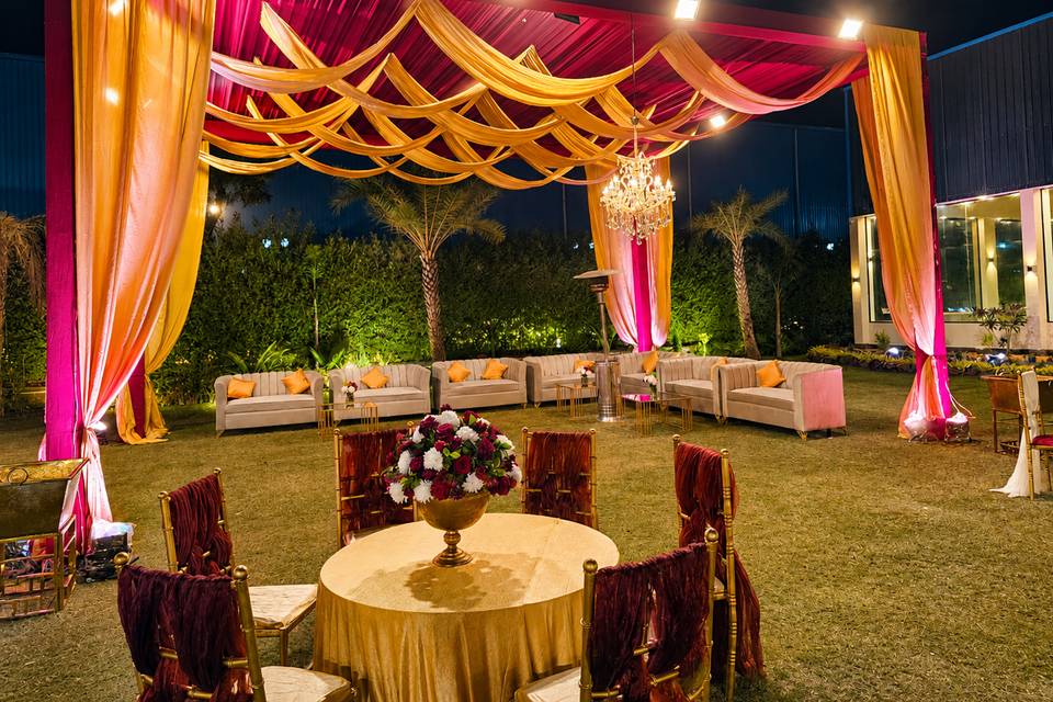 Lawn area