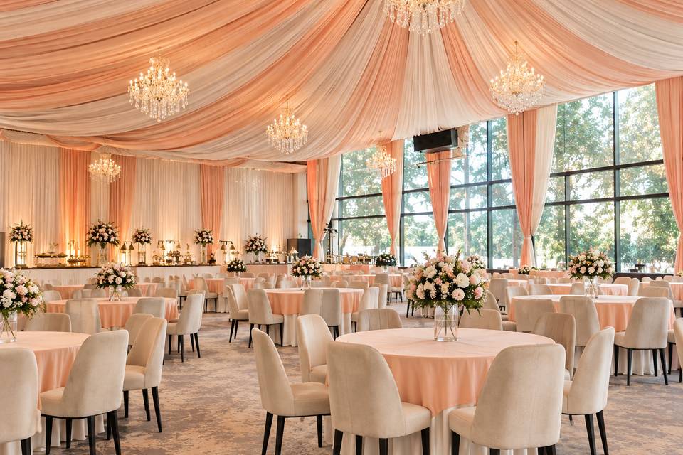 Wedding decor banquet hall