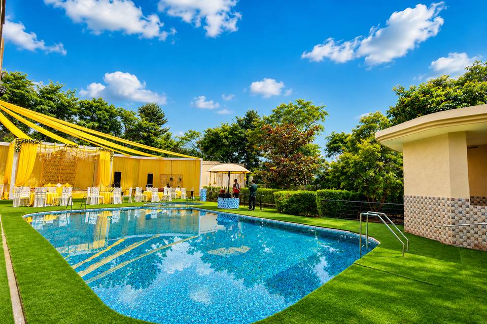 Pool Haldi setup