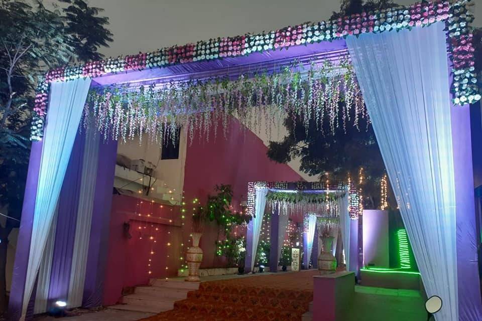 Entrance decor