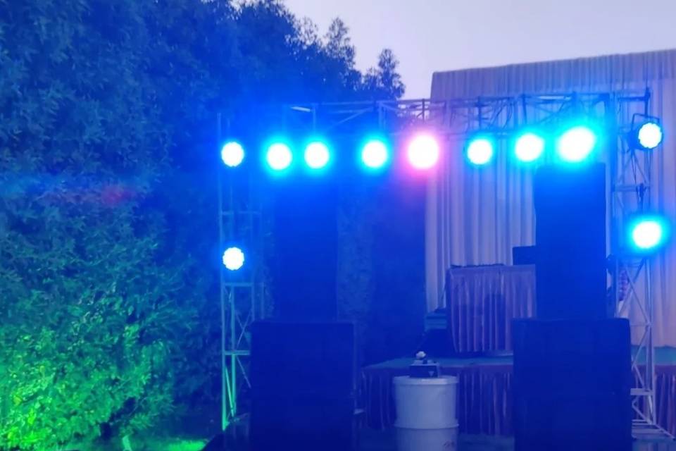 Dance floor truss light dj set