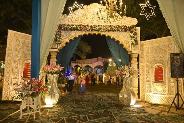 Entrance decor