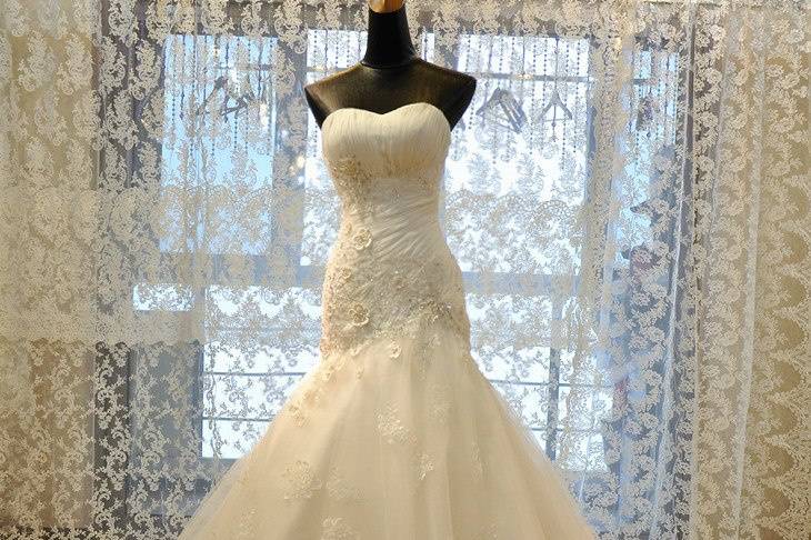 Wedding dress