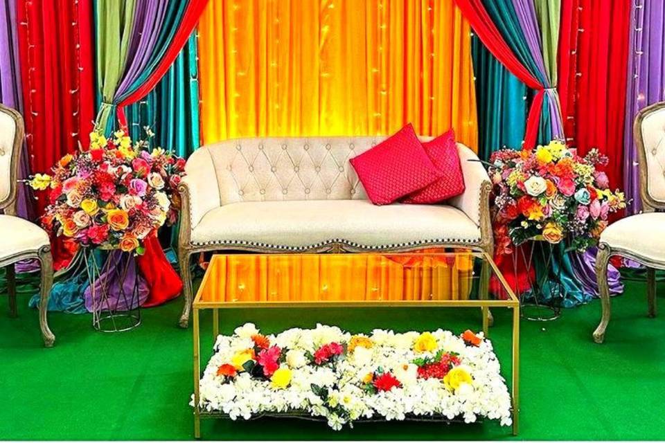 Bride & Groom Seating Decor