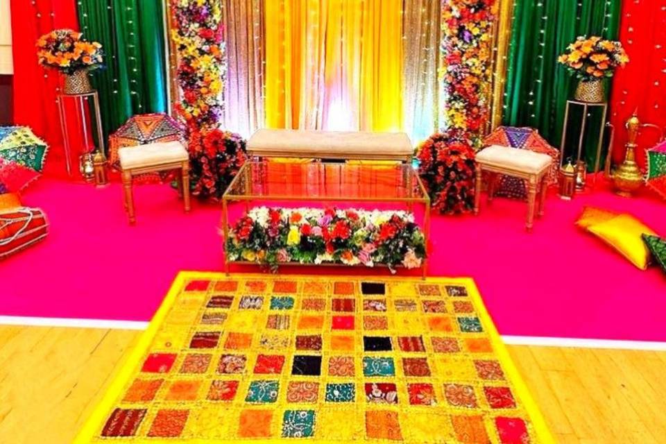 Bride & Groom Seating Decor