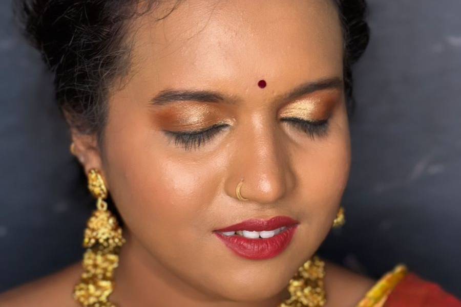 MakeupBridal Makeup