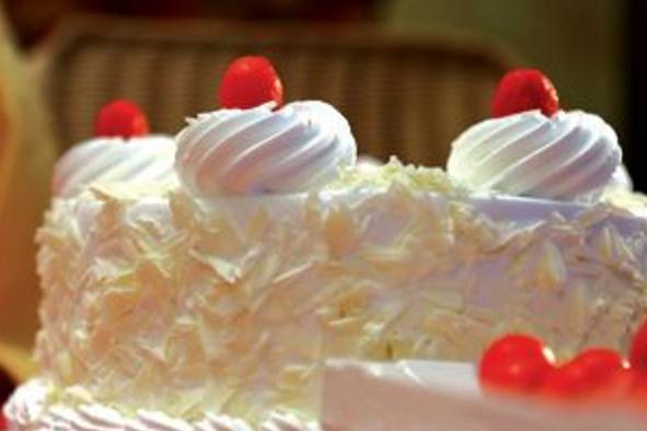 Chocolate Oreo Birthday Cake 1 Kg by Cake Square | Chocolate Truffle Cake  Online | Order Birthday Cake - Cake Square Chennai | Cake Shop in Chennai