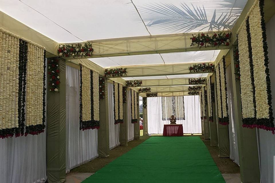 Entrance decor