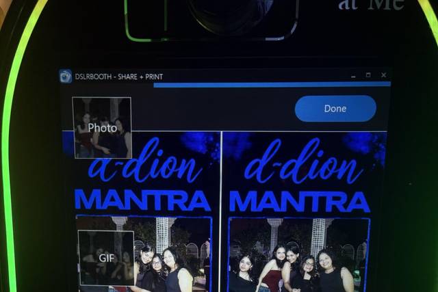 Selfie booth