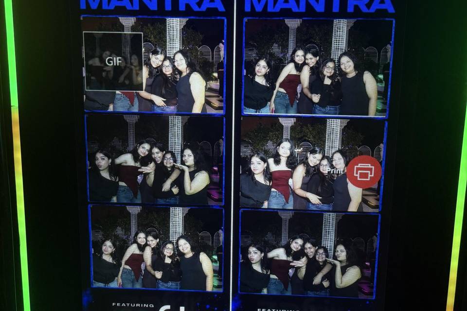 Selfie booth