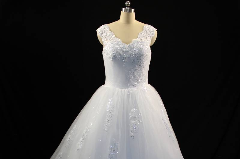 Ballgown with presequinedlace