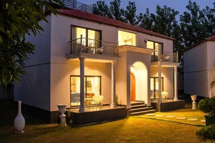 Accommodation