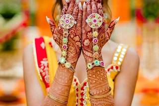 Unique Mehendi Art