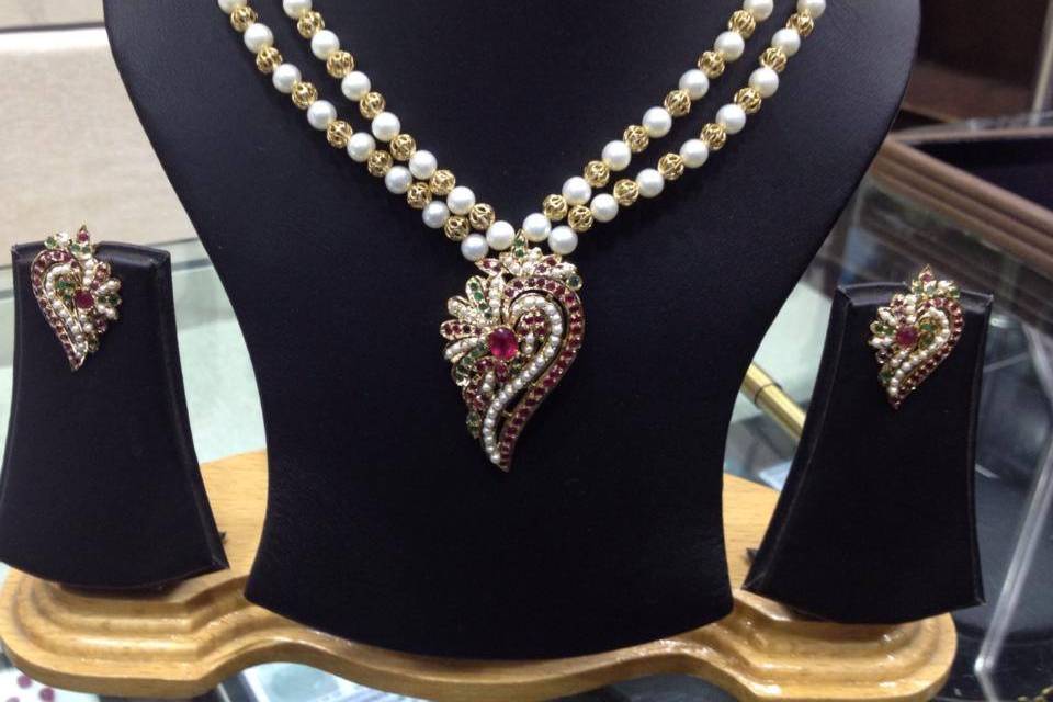Arihant Gems And Jewels