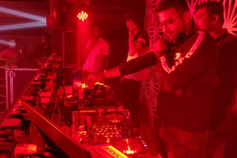 DJ Manthan, Ahmedabad