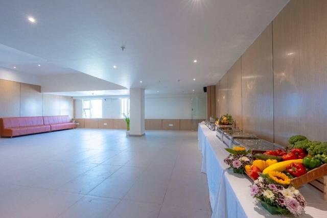 Pre-function area