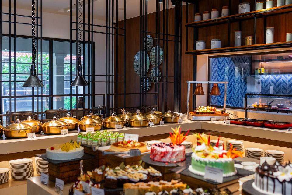 Kava Restaurant Buffet Setup