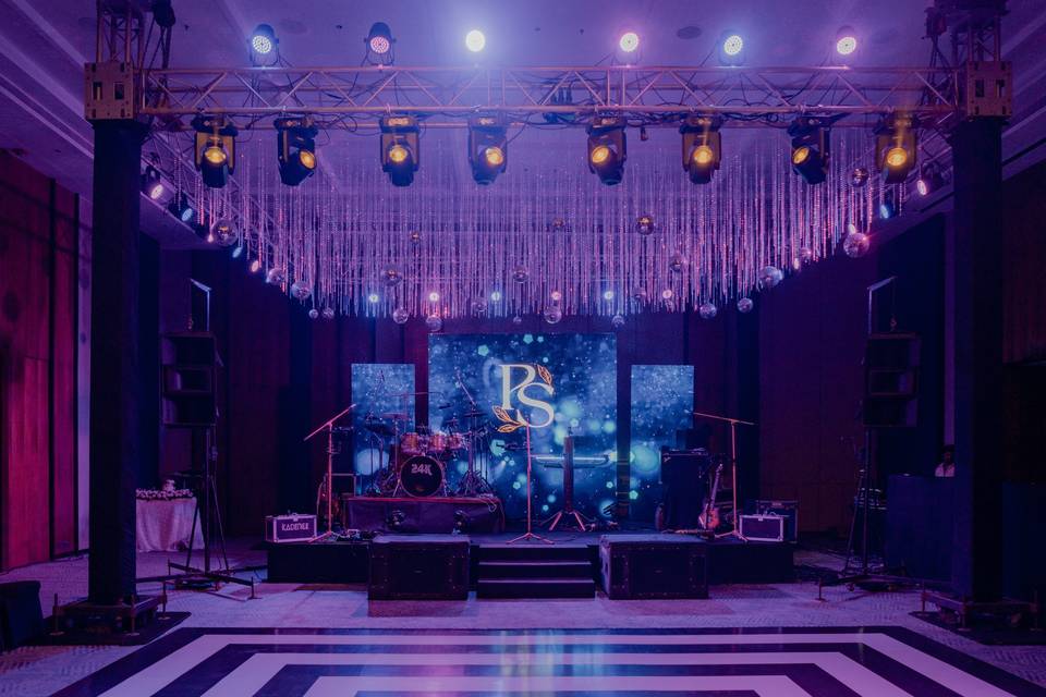 Ballroom Stage Setup