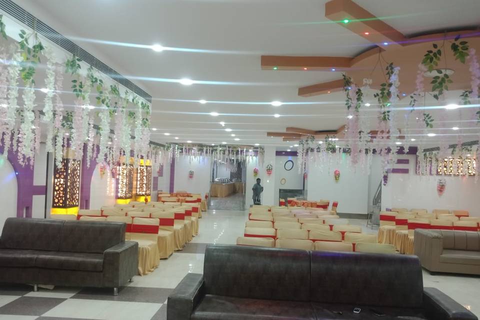 Geet Hotel