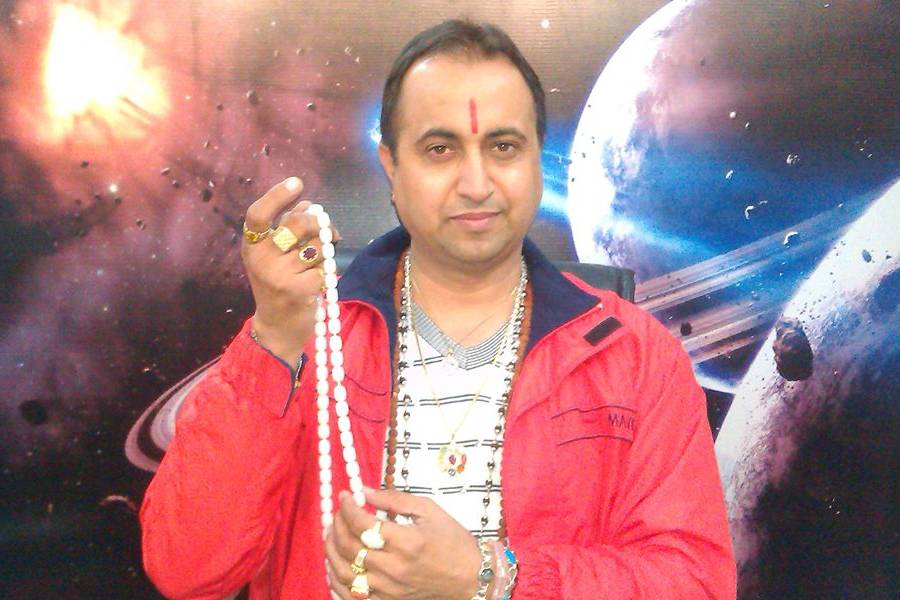 Astrologer Sukhminder Singh