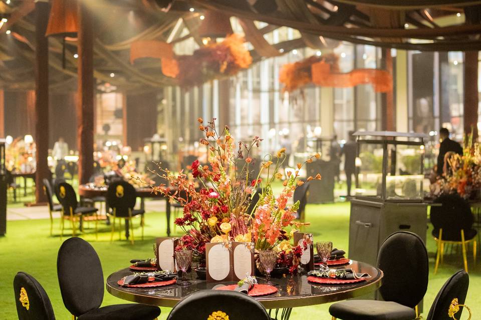 Reception Table Decor