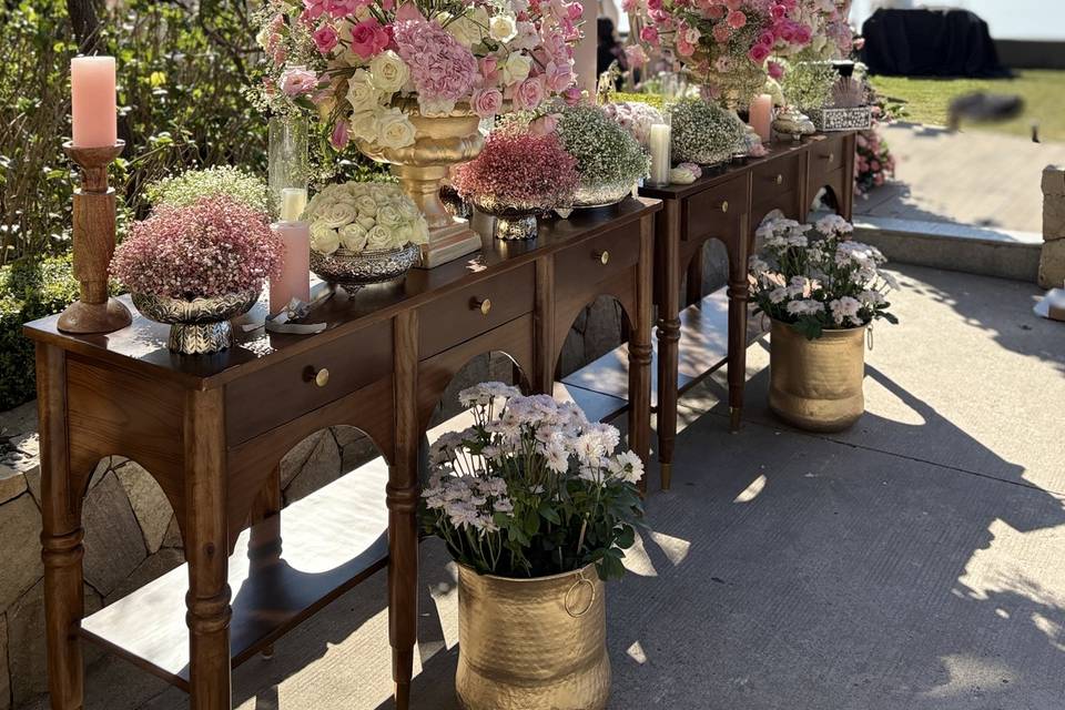 Wedding Welcome Styling
