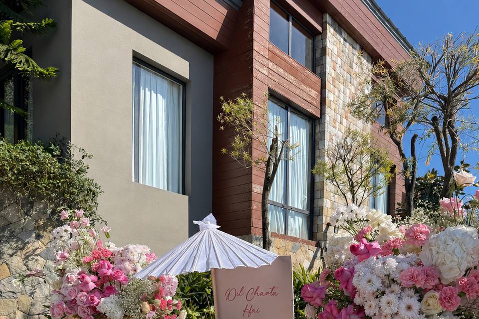 Floral Wedding Styling