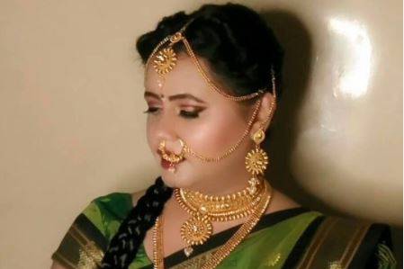 Party makeup