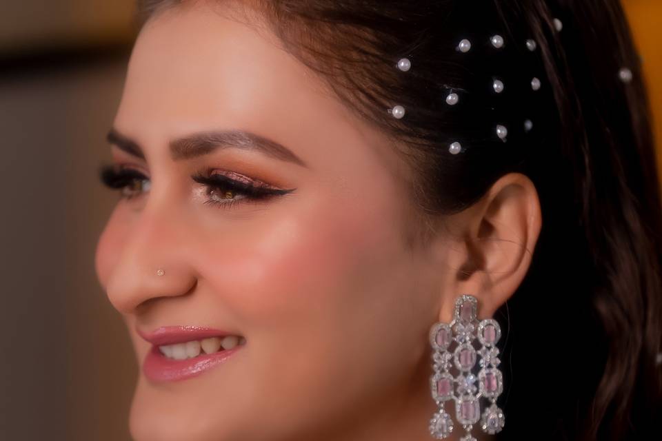 Engagement makeup Kangra