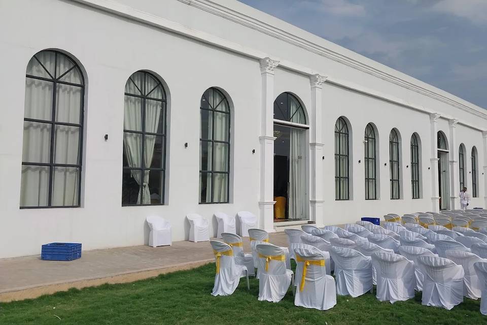 Lawn area