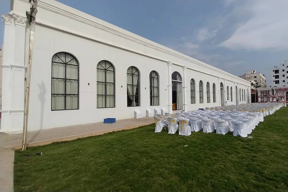 Lawn area
