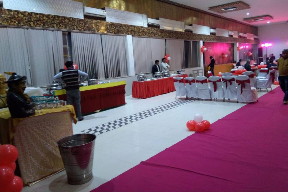 Banquet hall