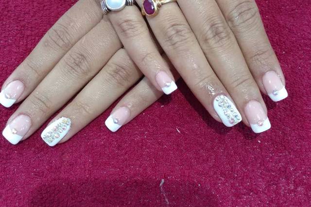 VLCC Institute Advance Nail Art and Nail Extension Course provides finest  level of learnings in Nail Art Techniques like 3D Art, Nail Piercing  with... | By Vlcc Institute jalandharFacebook