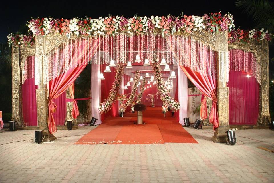 Entrance decor